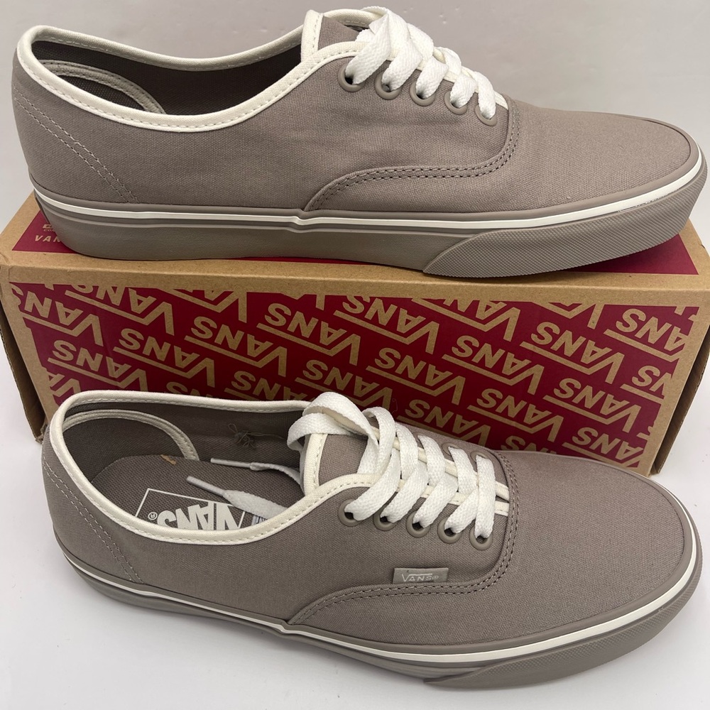 Vans Men’s Authentic
Pop Gray Sneakers 
VN000BW5BGF

Lifestyle, Original Icon - Picture 4 of 16